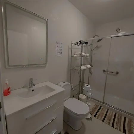 Holidays Quarto em Acomodações Particulares *